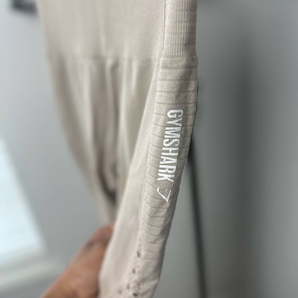 GYMSHARK energy leggings, 10 women’s size 4 no size tag no material tag - Picture 4 of 7